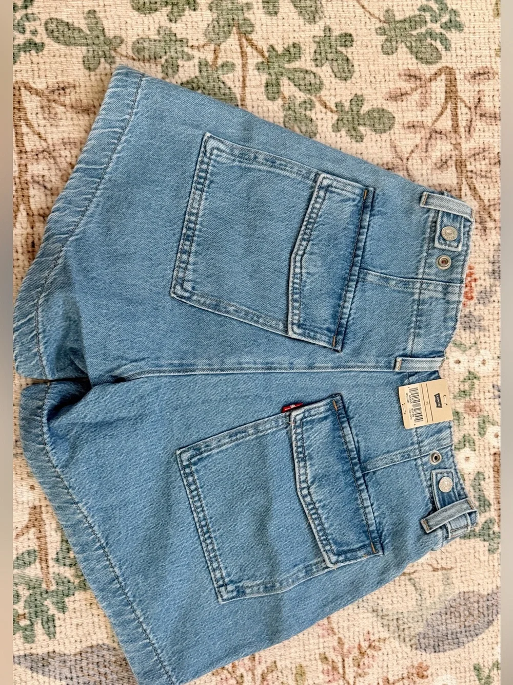 NEW NWT Levi's Women’s Cinch Mid-Thigh High Rise Denim Jean Shorts sz 25